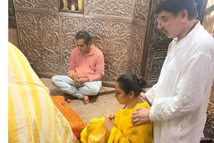 Popular TV actress Rupali Ganguly observed the auspicious occasion of Sawan Somwar by visiting a temple with her husband, Ashwin K. Verma, where the couple offered prayers and sought Lord Shiva’s blessings during the holy month.
