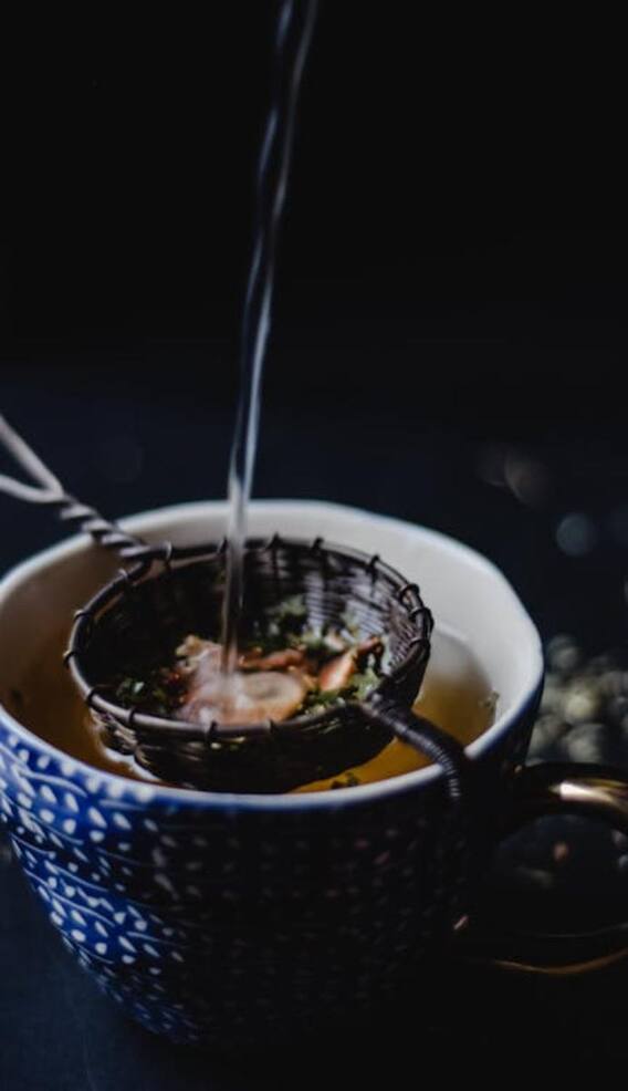 चाय की पत्ती से बाल धोए तो होगा यह फायदा