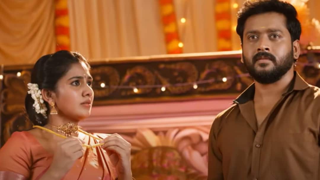 ஆனந்தி கழுத்தில் தாலி கட்டிய அன்பு.. எதிர்பாராத நேரத்தில் நடக்கும் சம்பவம்... சிங்கப்பெண்ணே சீரியலில் அடுத்த பரபரப்பு Singappenne serial new promo anbu anandi married shocking ananthi father and mother ஆனந்தி கழுத்தில் தாலி கட்டிய அன்பு.. எதிர்பாராத நேரத்தில் நடக்கும் சம்பவம்... சிங்கப்பெண்ணே சீரியலில் அடுத்த பரபரப்பு