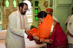 'क्योंकि सास भी कभी बहू थी' के शुरू होने से पहले नाथद्वारा मंदिर गईं एकता कपूर-स्मृति ईरानी, लिया आशीर्वाद