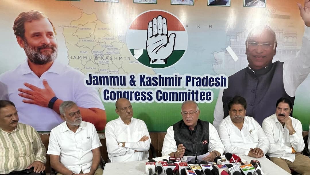 Congress hunger strike for Jammu Kashmir statehood protest from 9th to 20th August ann जम्मू कश्मीर को राज्य के दर्ज के लिए भूख हड़ताल करेगी कांग्रेस, 9 से 20 अगस्त तक प्रदर्शन