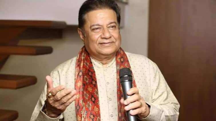 Birthday Special: कोरस गायक से भजन सम्राट बनने तक कैसा रहा अनुप जलोटा का सफर? पर्सनल लाइफ हमेशा रही चर्चे में
