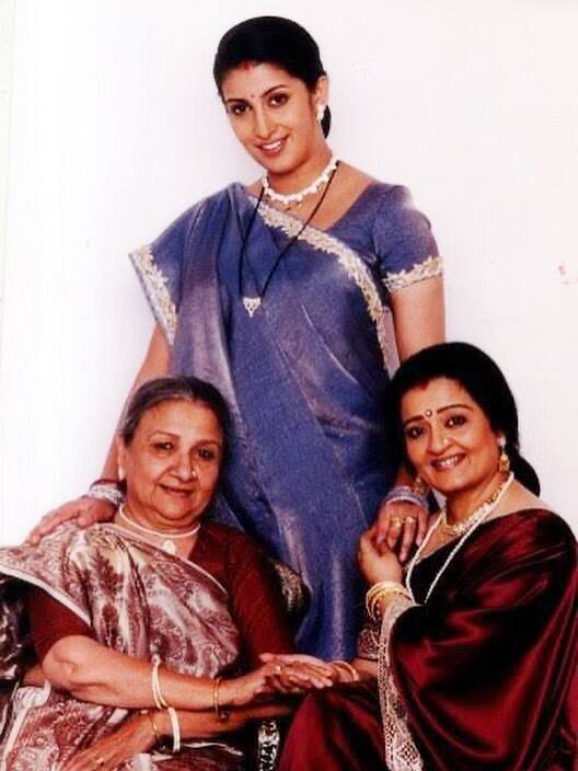Because Smriti Irani shared a special post on the completion of 25 years of mother -in -law, daughter -in -law. He thanked the people in his post.