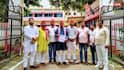 Gorakhpur News: डिंपल यादव पर आपत्तिजनक टिप्पड़ी करने वाले मौलाना पर एफआईआर की मांग, सपाईयों ने पुलिस को दिया ज्ञापन