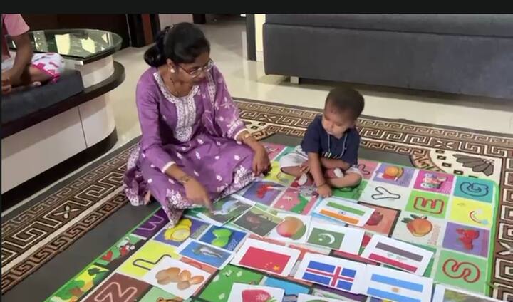 ध्रुवला त्याच्या आईने वडीलधाऱ्यांच्या मार्गदर्शनाने घडवण्याचा निर्धार केला. मोबाईल, टीव्ही यांपासून दूर ठेवत, वैचारिक आणि बौद्धिक पोषण देण्यावर लक्ष केंद्रित करण्यात आले.