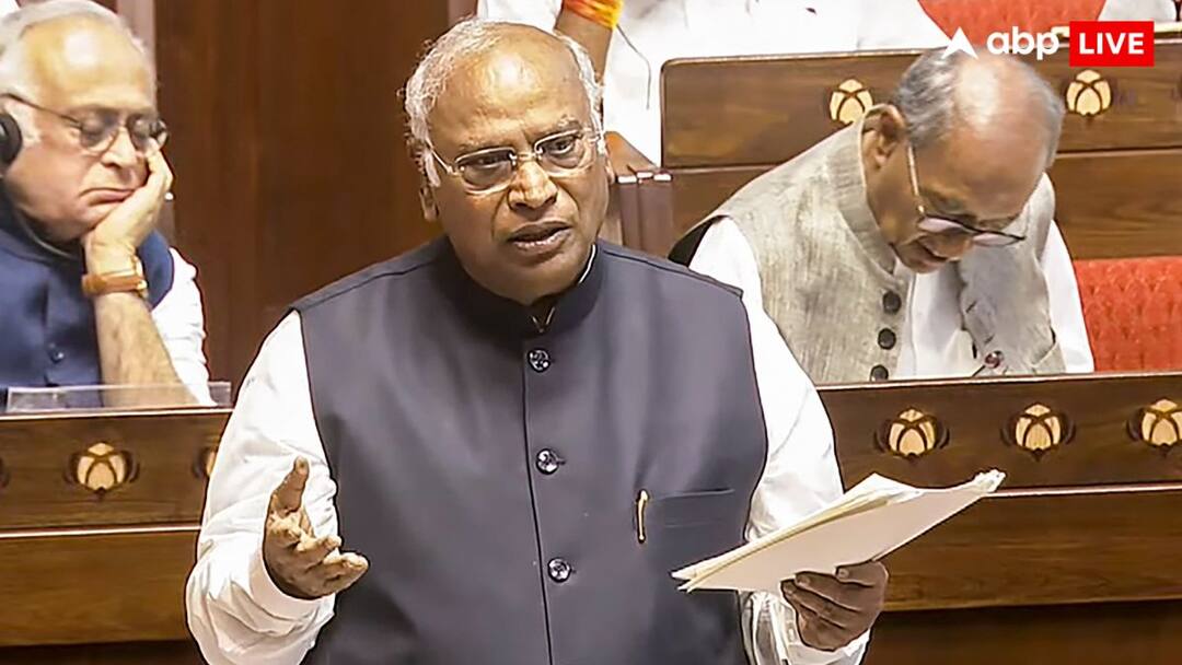 'अगर देश में आतंकी ढांचा खत्म तो कैसे हुआ पहलगाम हमला?', मल्लिकार्जुन खरगे का सरकार पर वार Congress Mallikarjun Kharge raised question government if terrorist infrastructure destroye how Pahalgam attack happen 'अगर देश में आतंकी ढांचा खत्म तो कैसे हुआ पहलगाम हमला?', मल्लिकार्जुन खरगे का सरकार पर वार