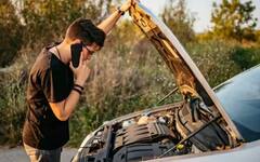 ਚਲਦੇ-ਚਲਦੇ ਅਚਾਨਕ ਬੰਦ ਹੋ ਗਈ ਕਾਰ, ਤਾਂ ਕੀ ਇੰਸ਼ੂਰੈਂਸ ਦਾ ਲੈ ਸਕਦੇ ਕਲੇਮ?