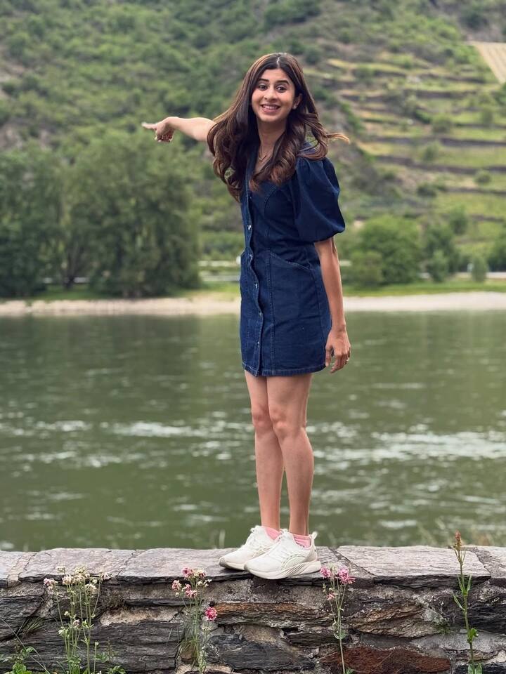 आरक्षण बंद झालं पाहिजे, त्याजागी टॅलेंटचा विचार व्हावा, असं वक्तव्य अंकिता वालावलकर हिने केलं होतं.