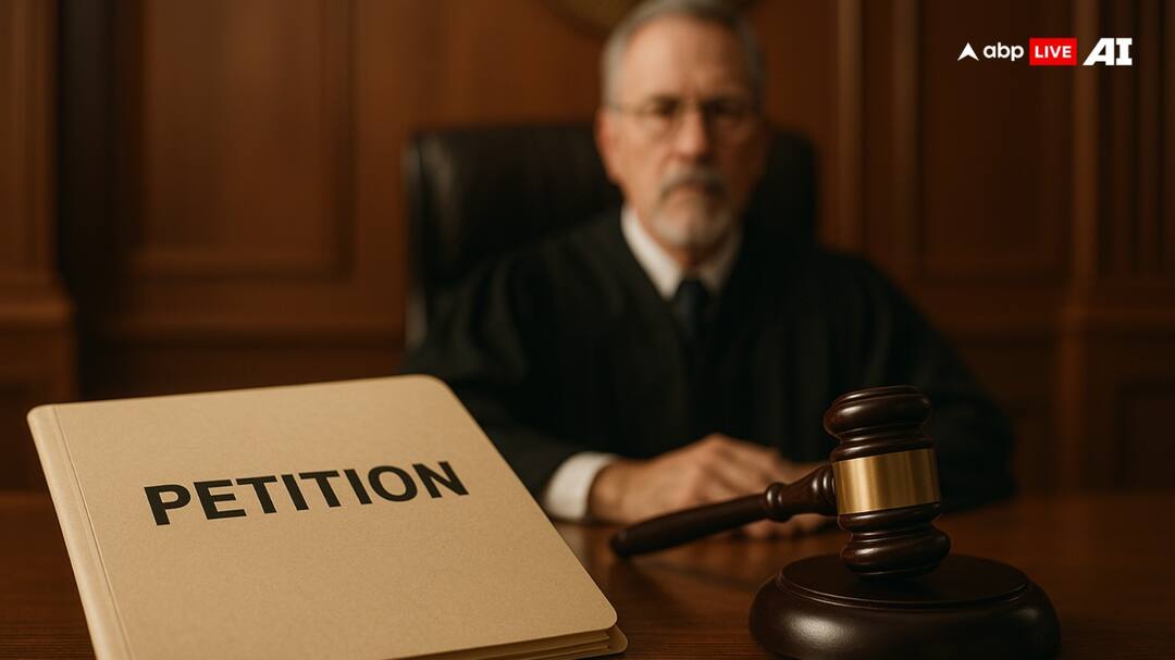 Justice verma hide his identity in supreme court he wrote xxx instead of his name in supreme court petition anyone can register a petition by hiding the identity क्या जस्टिस वर्मा की तरह आम आदमी भी पहचान छिपाकर दाखिल कर सकता है याचिका, ऐसे मामले में क्या है नियम?