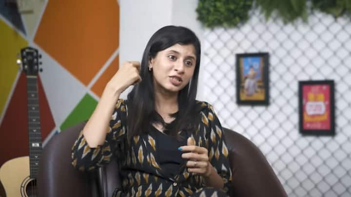 Ankita Walawalkar controversial statement  : अभिनेत्री अंकिता वालावलकर तिच्या वादग्रस्त वक्तव्यामुळे पुन्हा चर्चेत आली आहे.