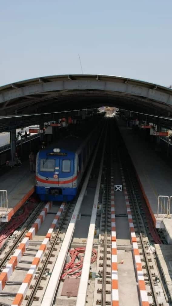 বসে যাচ্ছে প্ল্যাটফর্ম, নিউ গড়িয়া মেট্রো স্টেশন ভেঙে ফেলার সিদ্ধান্ত