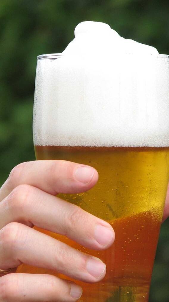 बीयर प्यायल्याने लोक जाड का होतात?