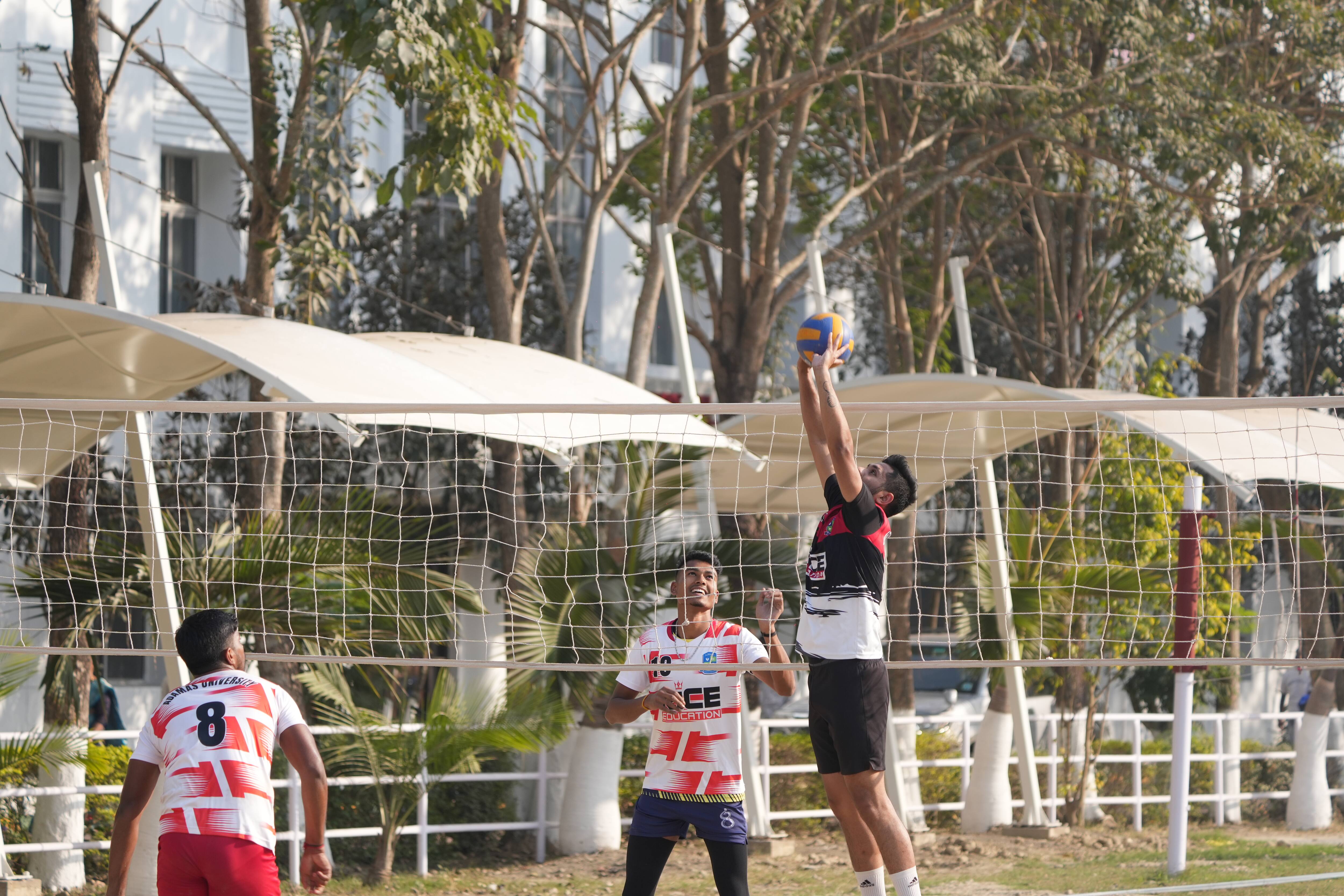 অ্যাডামাস ইউনিভার্সিটি : NAAC A স্বীকৃতির পাশাপাশি অ্যাকাডেমিক উৎকর্ষতার বেঞ্চমার্ক এই প্রতিষ্ঠান