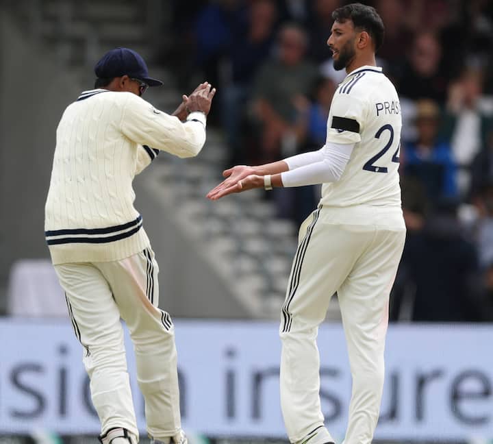 Famous Krishna: 29 -year -old fast bowler played in the famous Krishna Leeds and Birmingham. He proved to be very expensive, after which he was dropped. He is also present as an alternative to replace Bumrah.