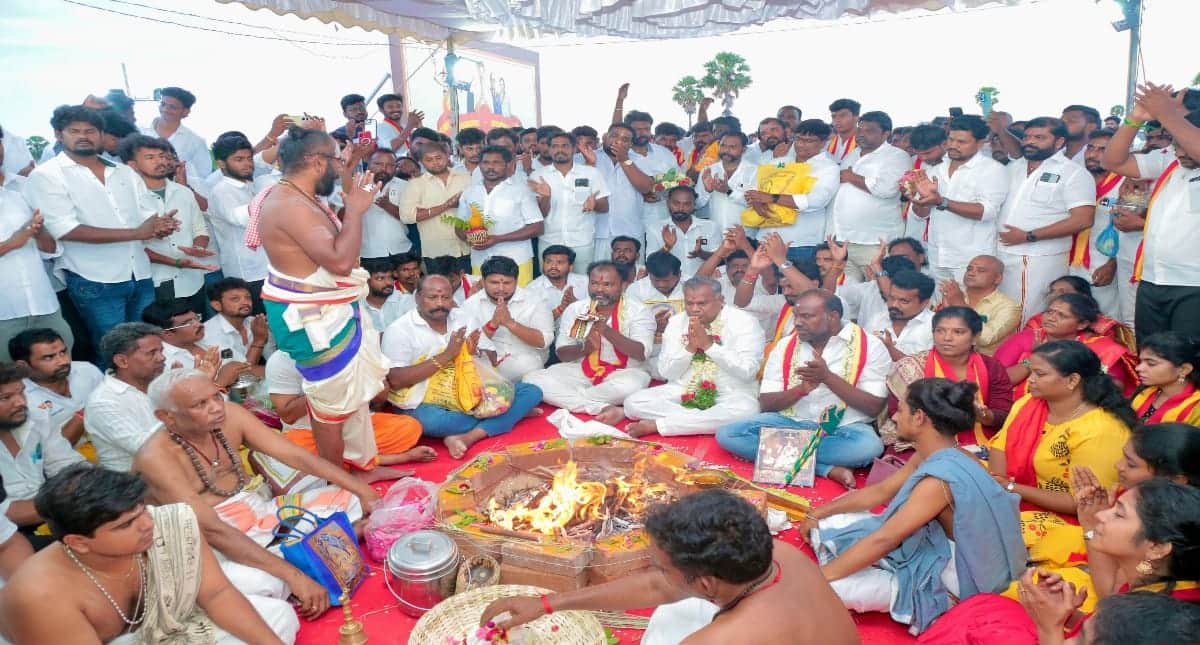 தவெக மாநாடு ஆகஸ்ட் 25, விநாயகர் சதுர்த்தி 27 - தேதி மாற்றம் ஏற்படுகிறதா? மாநாடு குறித்து முக்கிய அப்டேட் !