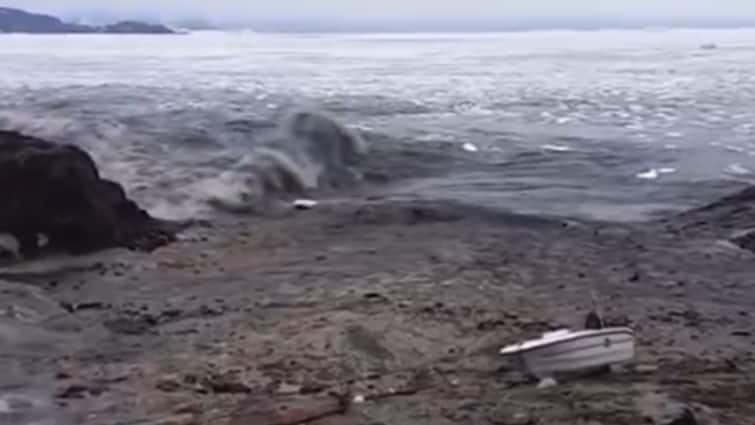 Tsunami Hits Russia’s Far East Coast, Around 2,000 People Evacuated