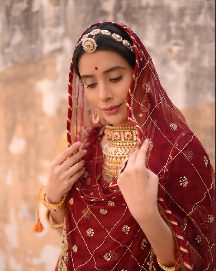 नीरज से सगाई टूटने के बाद चारु को तीसरी बार सुष्मिता सेन के भाई राजीव सेन से प्यार हो गया. बाद में दोनों ने शादी कर ली.