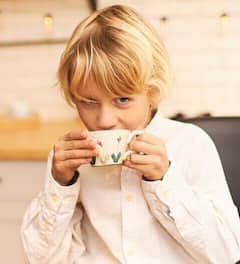 ਸਵੇਰੇ ਖਾਲੀ ਪੇਟ ਚਾਹ ਪੀਣ ਨਾਲ ਕੀ ਹੁੰਦਾ?