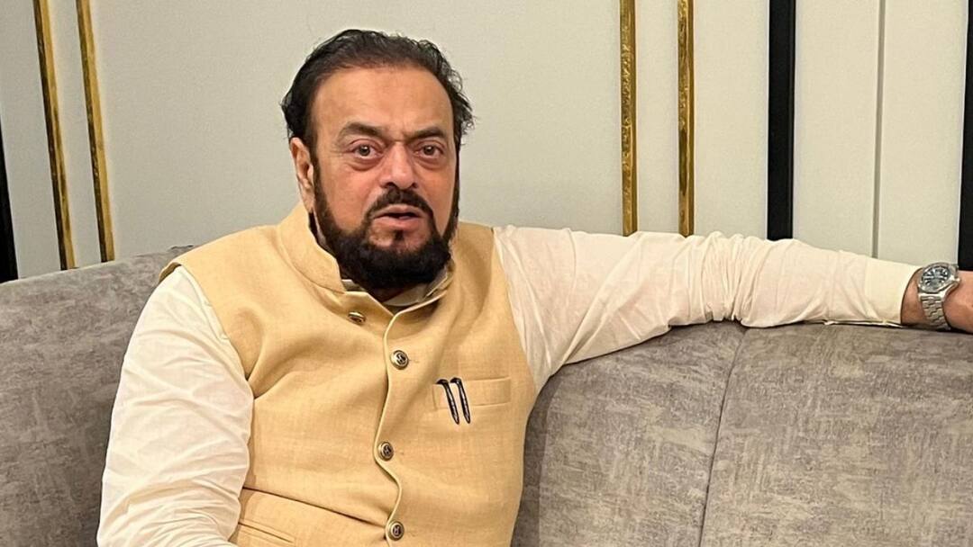 'मौलाना के नाम पर कलंक हैं साजिद रशीदी', डिंपल यादव पर दिए बयान से भड़के अबू आजमी Abu Azmi Slams Maulana Sajid Rashidi After Statement on Dimple Yadav Saree in Masjid 'मौलाना के नाम पर कलंक हैं साजिद रशीदी', डिंपल यादव पर दिए बयान से भड़के अबू आजमी