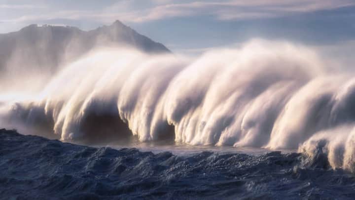 The US Tsunami Warning Center also said that dangerous waves could reach Russia and parts of Japan in the next three hours. Meanwhile, the wave of Sunam has also hit Russia. Apart from this, there is a possibility of light waves in other Pacific Islands like Philippines, Marshall Islands, Palau.