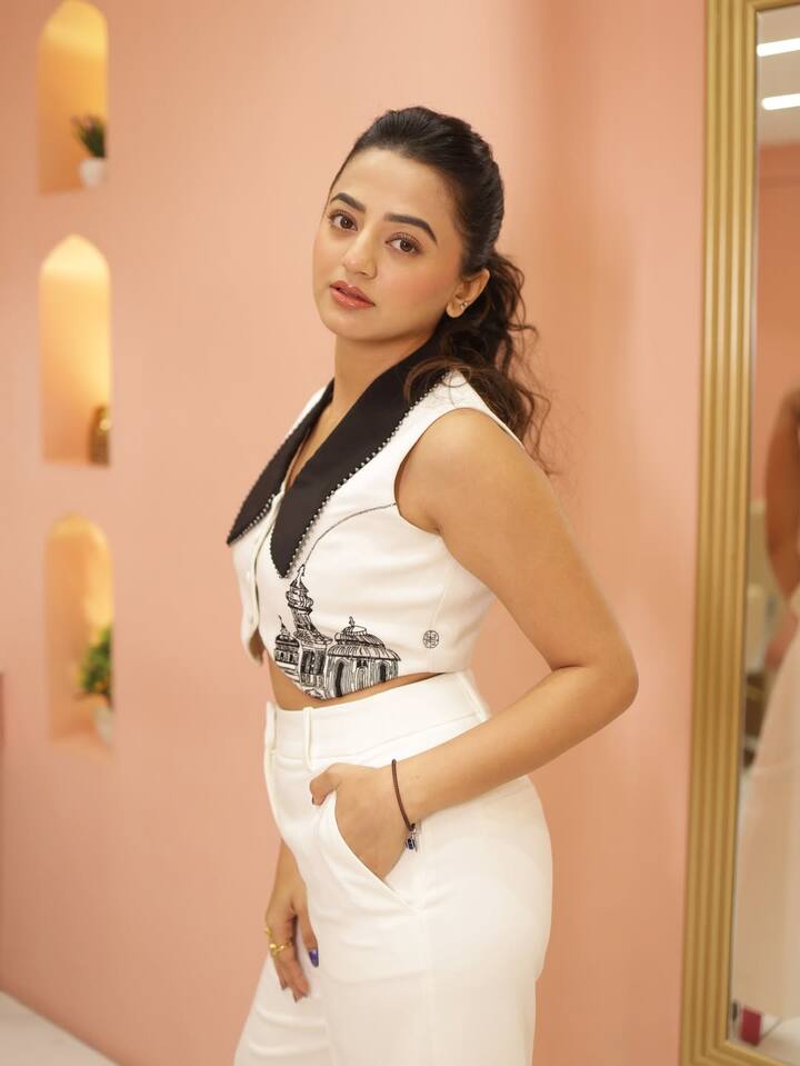 हालांकि, हेली ने इस दौरान शो के नाम का खुलासा नहीं किया. लेकिन उन्होंने कहा कि वो उस वक्त का काफी पॉपुलर शो था.