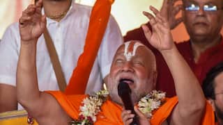 मालेगांव विस्फोट मामले में कोर्ट के फैसले पर स्वामी रामभद्राचार्य ने जताई खुशी, जानें क्या कहा?
