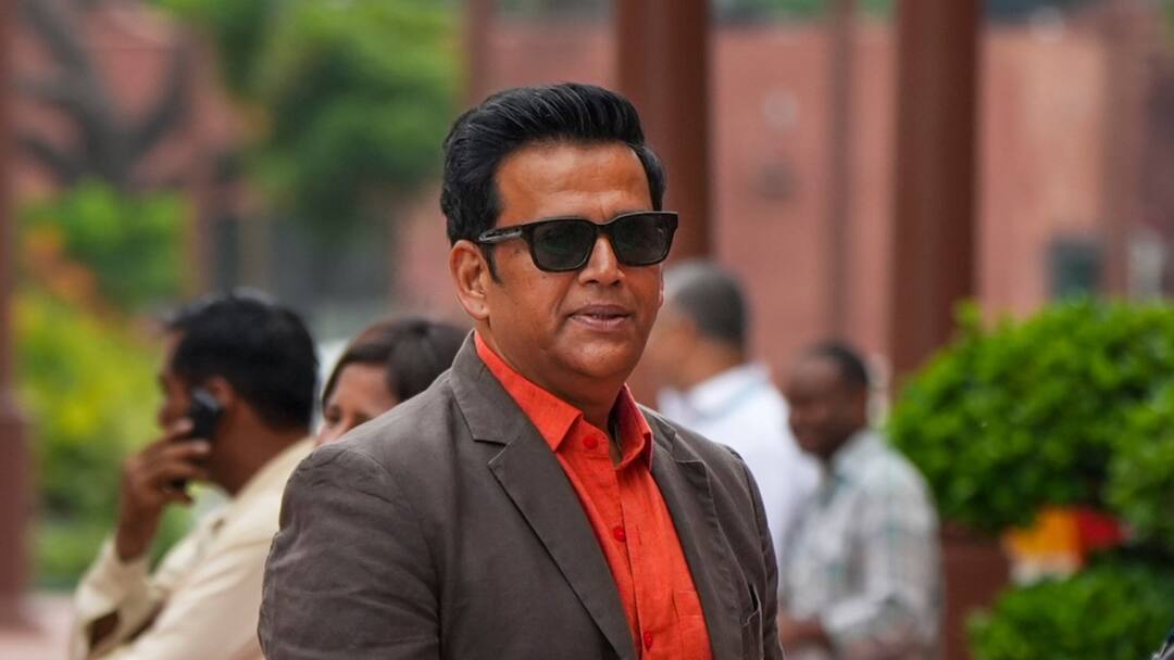 'कहीं छोटा समोसा तो कहीं बड़ा..', रवि किशन ने लोकसभा में उठाया मुद्दा, सरकार से की ये मांग BJP MP Ravi Kishan raised quality and prices of food items issue in Lok Sabha 'कहीं छोटा समोसा तो कहीं बड़ा..', रवि किशन ने लोकसभा में उठाया मुद्दा, सरकार से की ये मांग