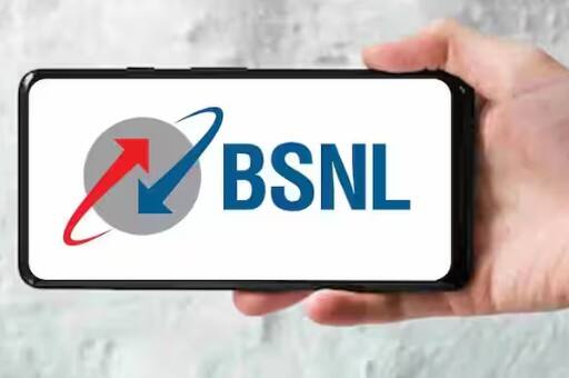 BSNL પહેલા આ 99 રૂપિયાના પ્લાનમાં 28 દિવસની વેલિડિટી આપતું હતું, જે ઘટાડીને 17 દિવસ કરવામાં આવ્યું હતું. BSNL ના આ પ્લાનની વેલિડિટી વધુ ઘટાડીને 15 દિવસ કરવામાં આવી છે. યુઝર્સને હવે પહેલા કરતા અડધી વેલિડિટી આપવામાં આવી રહી છે.