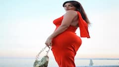 Shama Sikander PHOTO:  ઓરેન્જ આઉટફીટમાં શમા સિકંદરે ફ્લોન્ટ કર્યું કર્વી ફીગર