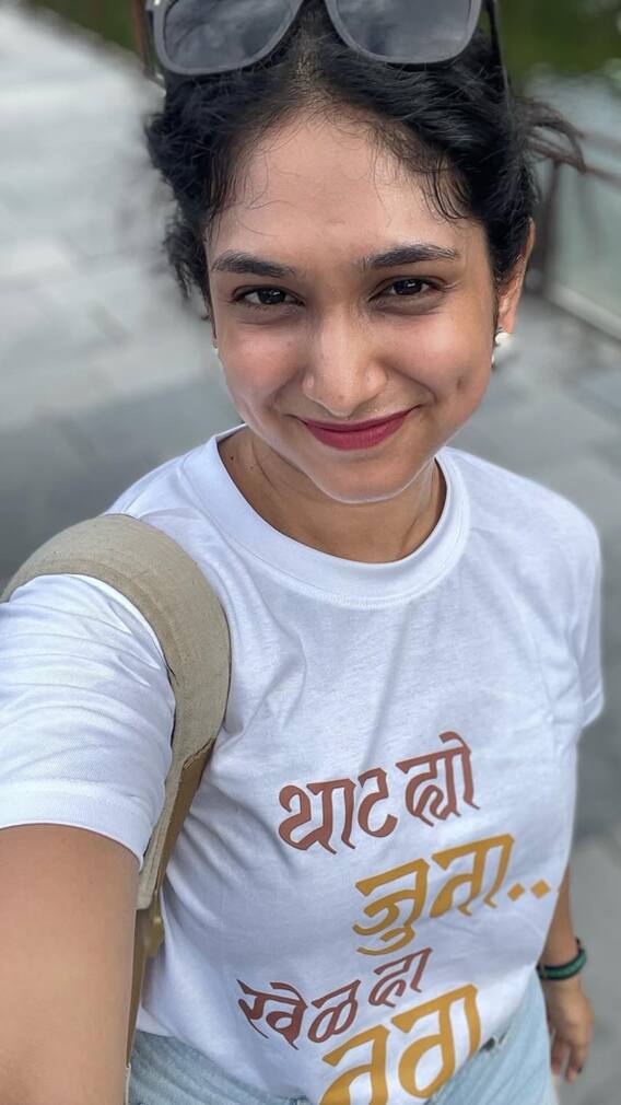 प्रियदर्शिनी इंदलकर व्हिएतनामी दौऱ्यावर...