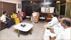 Premalatha Vijayakanth: முதலமைச்சர் மு.க. ஸ்டாலினின் இல்லத்திற்கே சென்ற பிரேமலதா; மாறுகிறதா கூட்டணி கணக்கு.?!