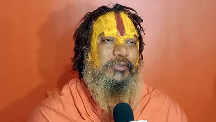 'माफी मांगें प्रेमानंद महाराज', अनिरुद्धाचार्य के बयान पर भी भड़के जगतगुरु परमहंस आचार्य Jagatguru Paramhans Acharya react on Aniruddhacharya and Premanand statement ann 'माफी मांगें प्रेमानंद महाराज', अनिरुद्धाचार्य के बयान पर भी भड़के जगतगुरु परमहंस आचार्य