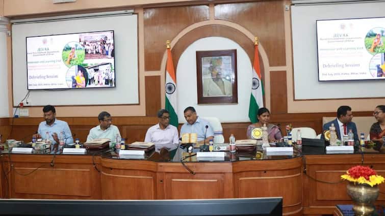 Delegation from Sri Lanka and Asian Development Bank visits Bihar reviews ILE programme श्रीलंका और एशियन डेवलपमेंट बैंक के प्रतिनिधिमंडल ने किया बिहार का दौरा, ILE कार्यक्रम का लिया जायजा