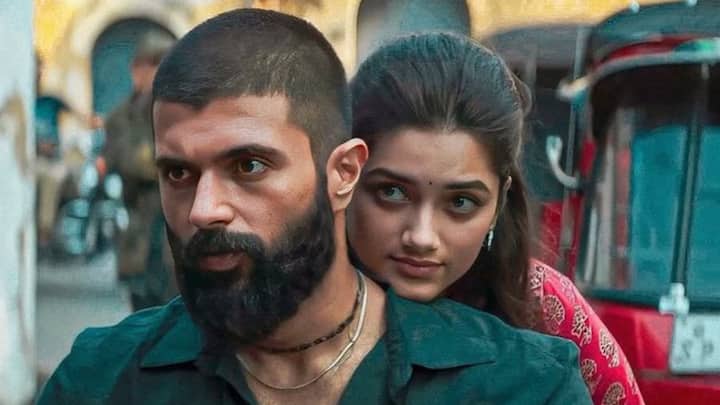 Kingdom Review Telugu: 'కింగ్డమ్' ట్రైలర్, 'రగిలే రగిలే...' సాంగ్ విని యాక్షన్ ఫిల్మ్ అనుకుంటారంతా. కానీ, ఇదొక ఫుల్ ఎమోషనల్ డ్రామా. విజయ్ దేవరకొండ 'కింగ్డమ్' ఫస్ట్ రివ్యూ చదవండి.