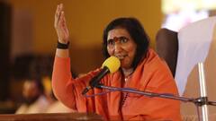 साध्वी ऋतंभरा ने भी दिया महिलाओं पर विवादित बयान, कहा- 'नंगे होकर पैसा कमाओंगे, शर्म आती है...'