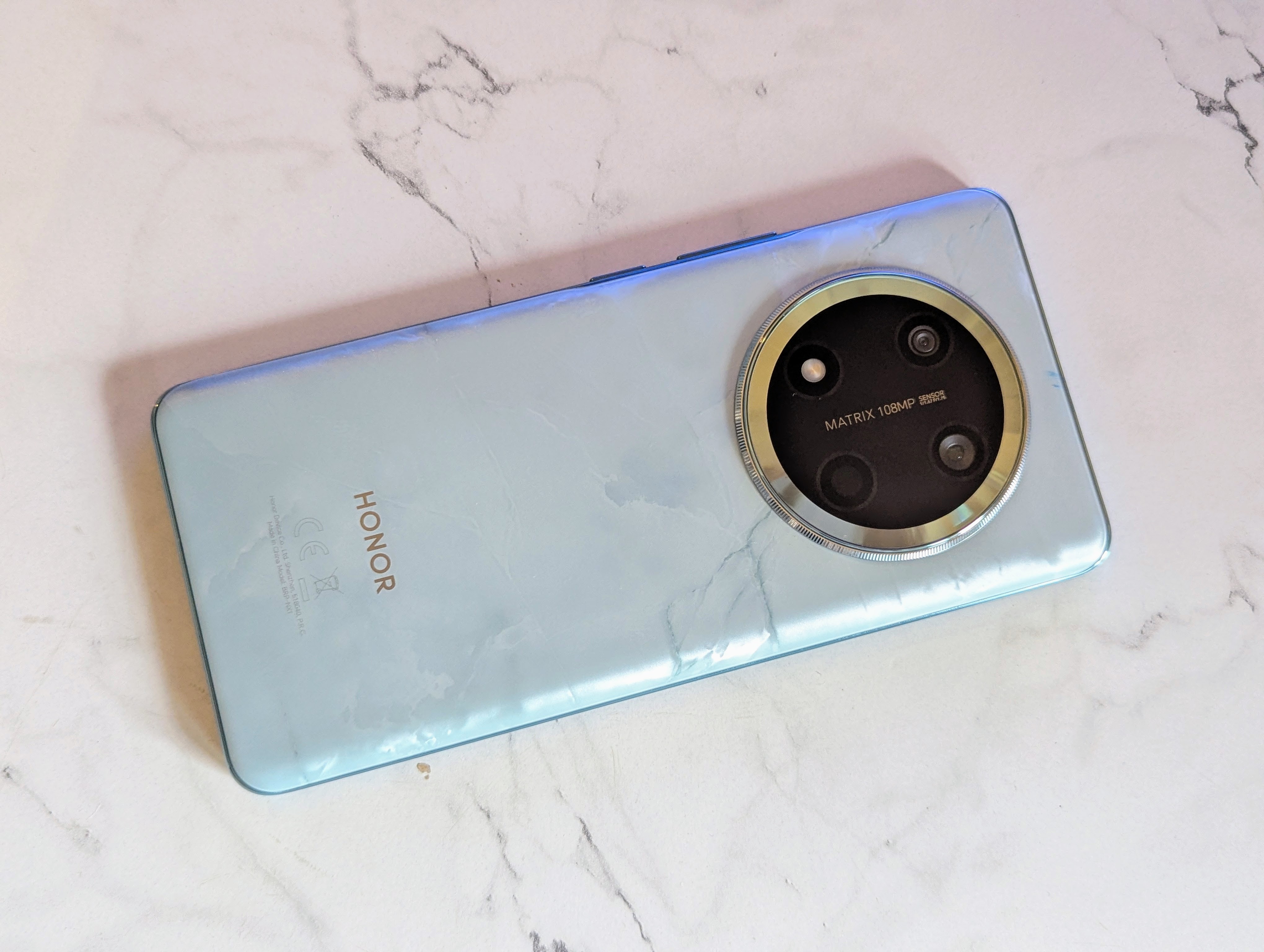 Honor X9c Review: Fashion-Forward Outside, Power Bank Inside
