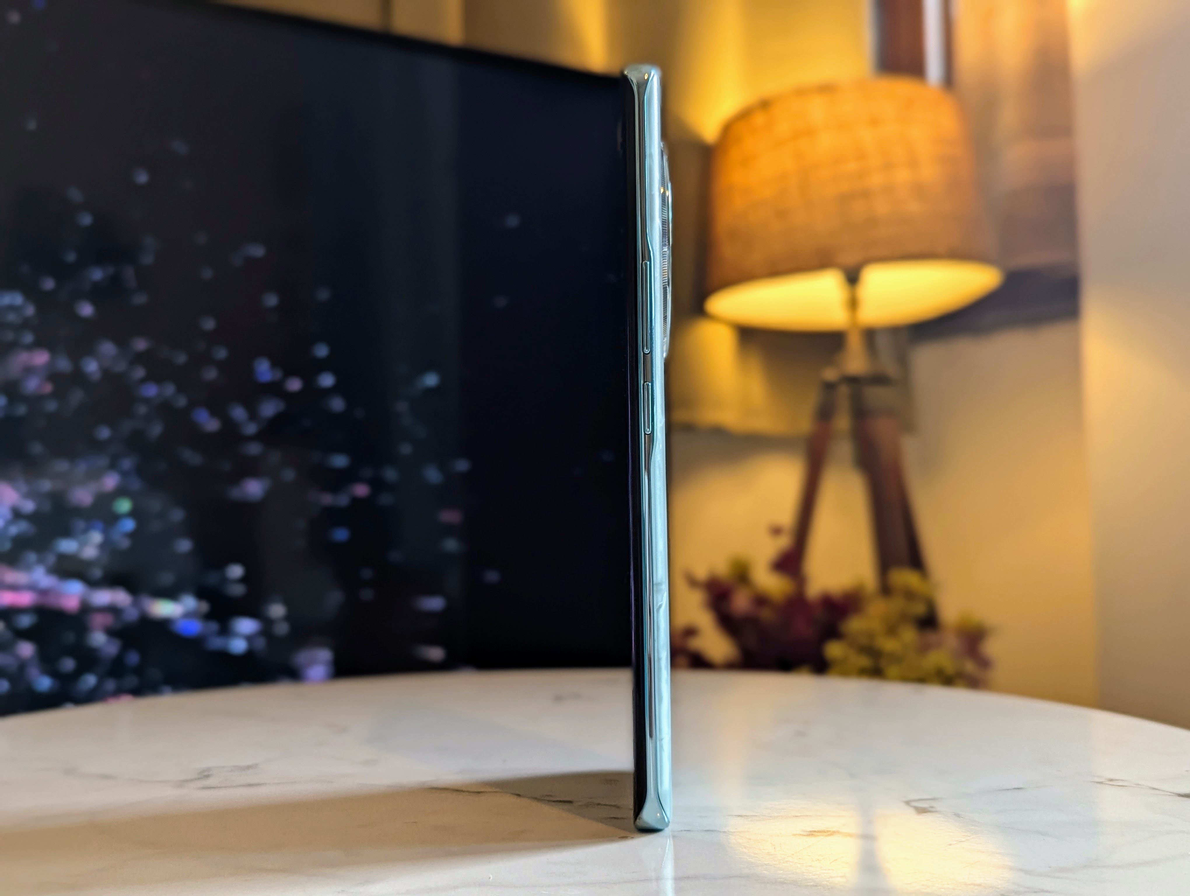 Honor X9c Review: Fashion-Forward Outside, Power Bank Inside