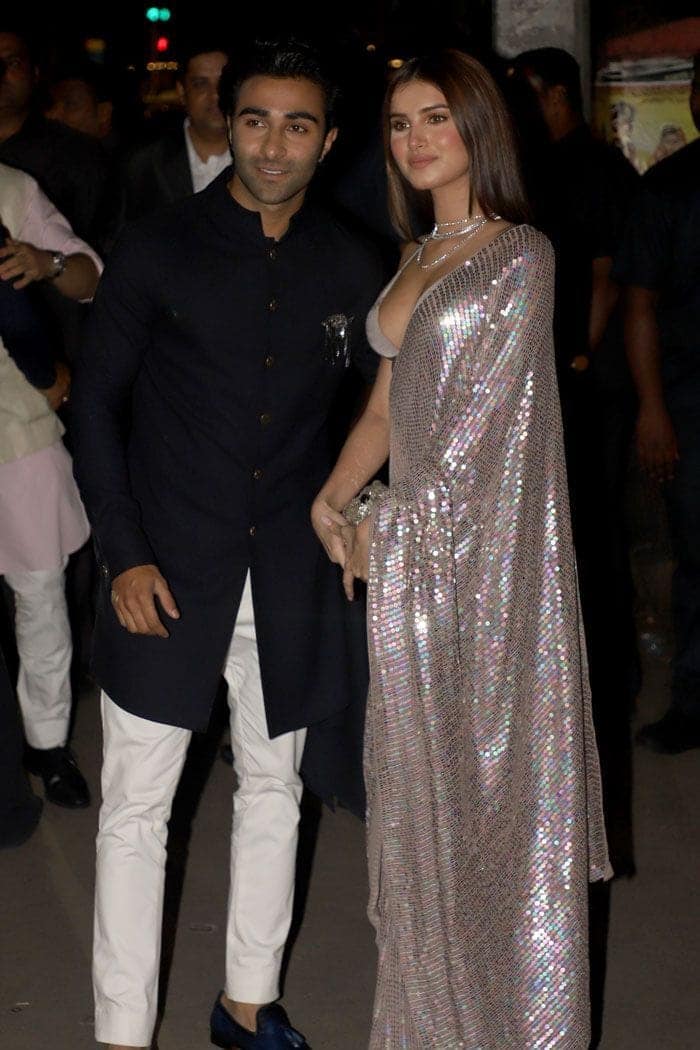बता दें, तारा सुतारिया और आदर जैन ने काफी समय तक एक दूसरे को डेट किया था. लेकिन इसके बाद दोनों ने अपने रास्ते अलग कर लिए और आदर जैन ने आलेखा आडवाणी से शादी कर ली.