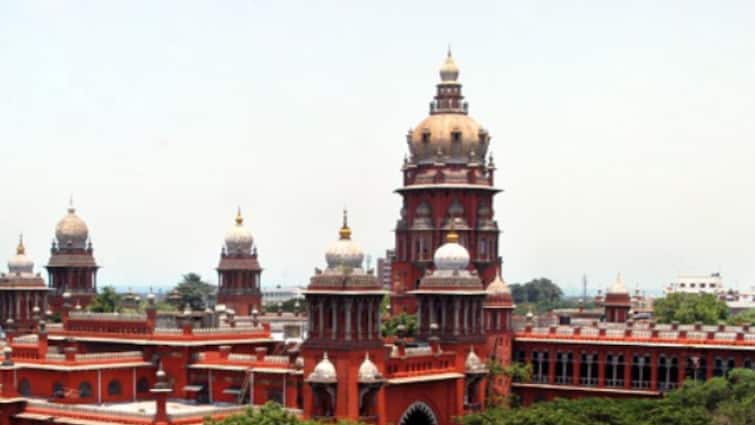 Madras HC Bars Use Of All Former CM's Photos In Govt Scheme Ads Karunanidhi Ungaludan Stalin Madras HC Bars Use Of All Former CM's Photos In Govt Scheme Ads