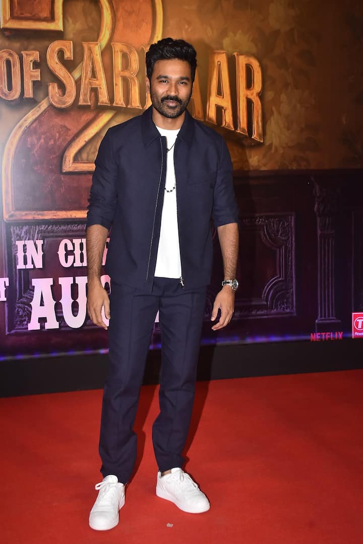 Dhanush also reached the special screening of 'Son of Sardar 2'. He appeared in a casual look on the red carpet.
