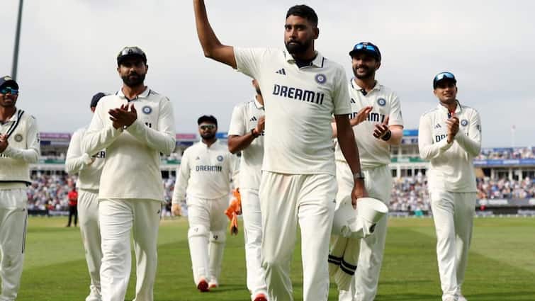 how much indian cricketers earn for playing one test match indian test cricketer salary per match एक टेस्ट मैच खेलकर इतना कमा लेते हैं भारतीय क्रिकेटर, सैलरी की रकम उड़ा देगी होश