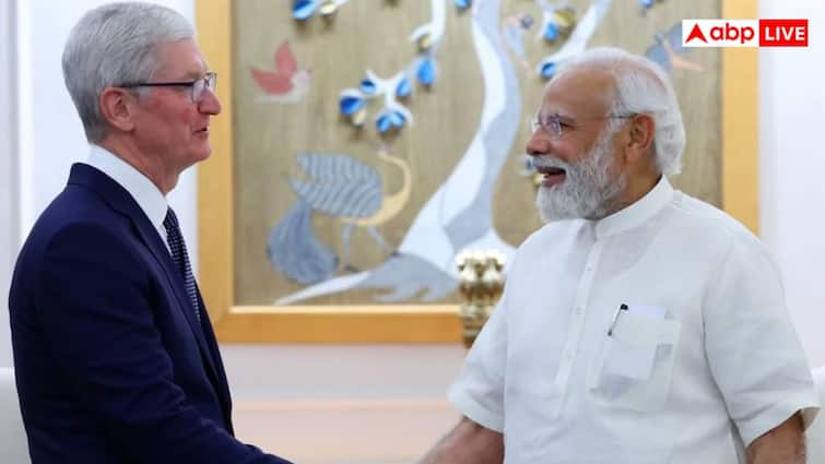 उधर ट्रंप ने लगाया टैरिफ, इधर टिम कुक ने कर दिया बड़ा ऐलान; भारत पर बढ़ रहा Apple का भरोसा