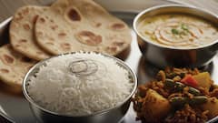 ఆహారంలో వెంట్రుకలు కనిపిస్తున్నాయా? శని దేవుని హెచ్చరిక కావచ్చు! మీ జీవితంలో రావాల్సిన మార్పులు ఇవే!