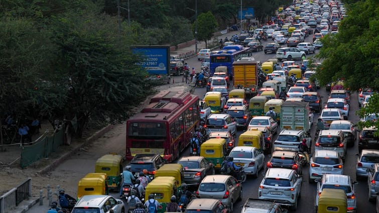 Planning To Step Out This Evening? Check Traffic Curbs In Delhi Today