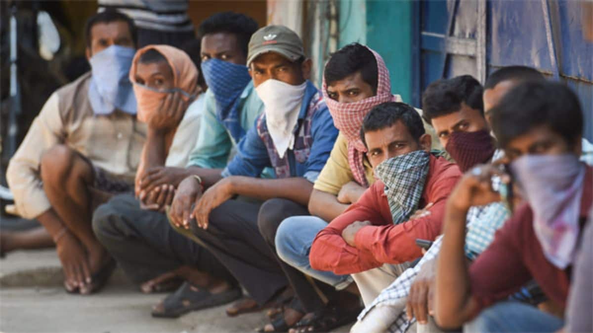 Seeman: 2 கோடி வட இந்தியர்களுக்கு தமிழ்நாட்டில் வாக்குரிமை.. தமிழன் அதிகாரம் போயிடும் - சீமான் எச்சரிக்கை