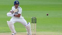 IND vs ENG 5th Test: অলি পোপ থেকে সিরাজ, ওভালে একঝাঁক তারকাই হঠাৎ দ্বিতীয় দিনে হেডব্যান্ড পরে কেন মাঠে নামলেন?