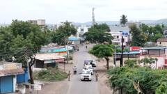 Yavat: यवतमध्ये पोलिसांची सर्वत्र करडी नजर; कायदा सुव्यवस्था राखण्यासाठी प्रयत्न, पाहा ड्रोन कॅमेऱ्याने टिपलेली दृश्य