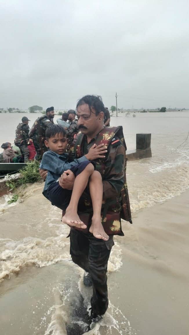 MP में भारी बारिश पर CM मोहन यादव की पैनी नजर, पीड़ितों की ले रहे पल-पल की अपडेट