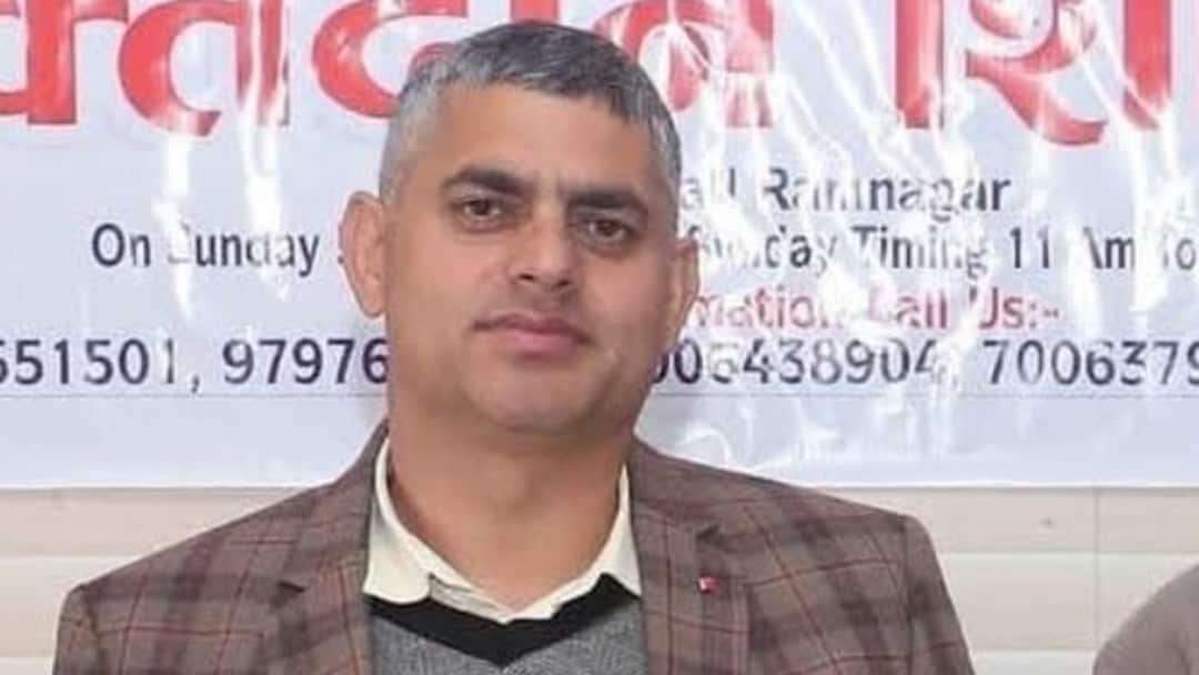 jammu kashmir reasi sdm son death landslide lg manoj sinha condolence Jammu-Kashmir: रियासी में पहाड़ी से गिरे पत्थर ने ली SDM और बेटे की जान, LG मनोज सिन्हा ने जताया शोक