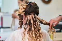 Daily Hair Care Tips: রোজ কোন কোন কাজ করলে সব মরশুমেই আপনার চুল থাকবে মোলায়েম এবং উজ্জ্বল?